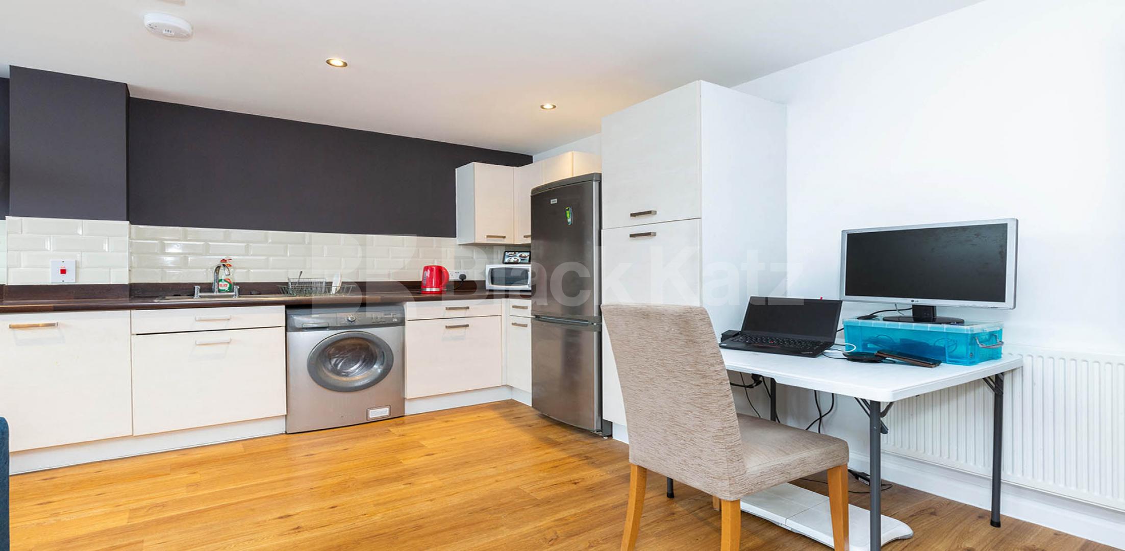 			1 Bedroom, 1 bath, 1 reception Apartment			 Wenlock Street, OLD STREET-SHOREDITCH PARK